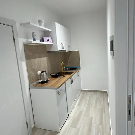 Luani 2 아파트 Vlorë