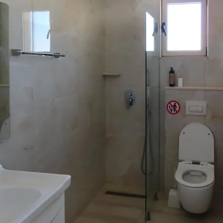 Luani 2 Appartamento *