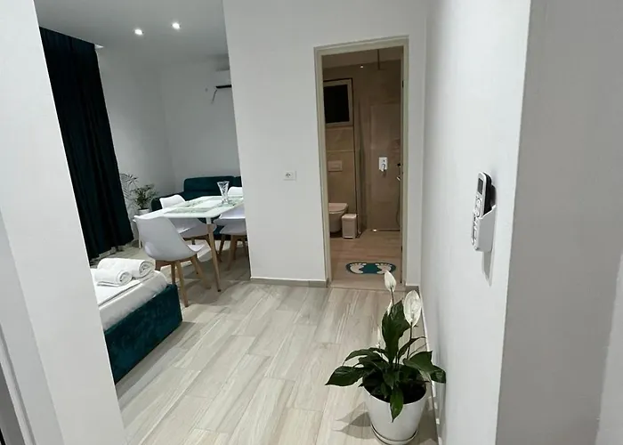 Luani 2 * Vlorë